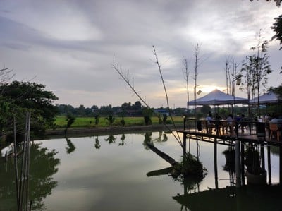 สวนอาหารบ้านสวนแม่ลาการ้อง