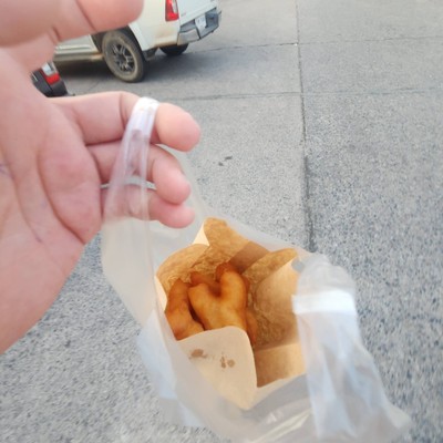 ปาท่องโก๋