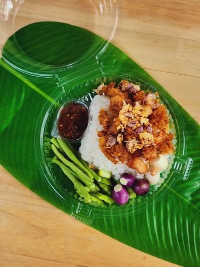 อาหาร หรือ เครื่องดื่ม