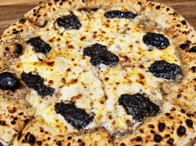 Truffle pizza