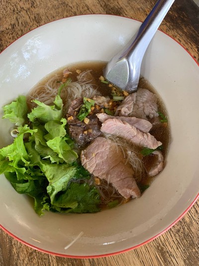 ก๋วยเตี๋ยวเนื้อ