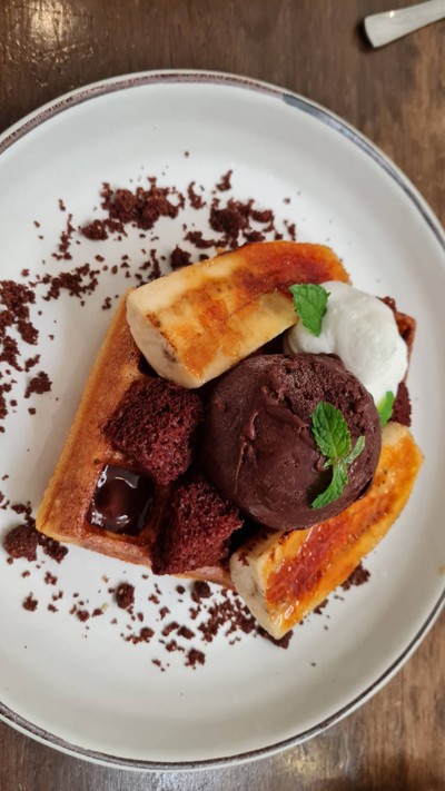 วาฟเฟิลบานอฟฟี่ ไอศครีมดาร์กช็อกโกแลต