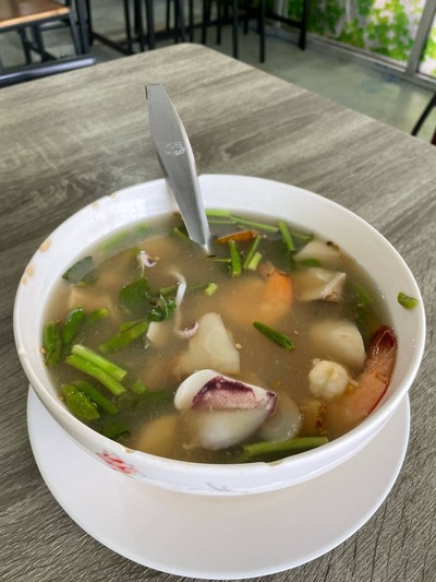 ต้มยำทะเลน้ำใส