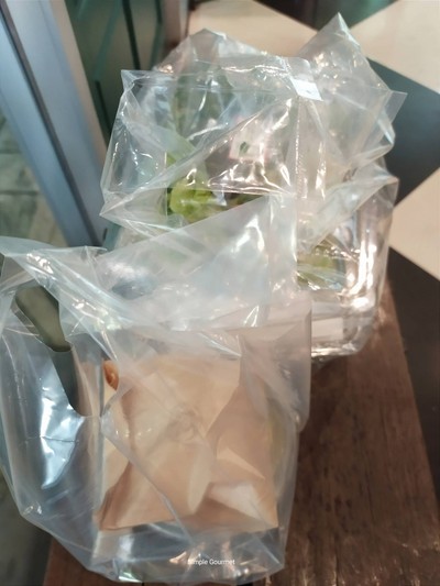 อาหาร หรือ เครื่องดื่ม