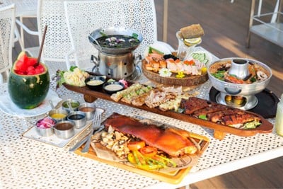 Breeze Café & Bar ริมทะเลสาบ เมืองทองธานี