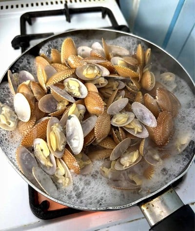 วิธีทำ หอยลายผัดฉ่า 💫