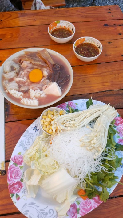 อาหาร หรือ เครื่องดื่ม