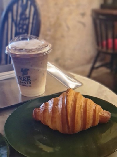 Butter Croissant A1