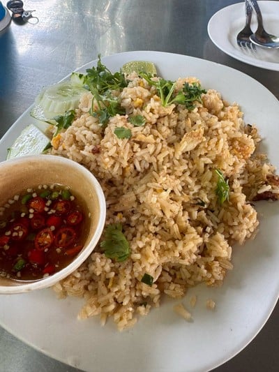 ข้าวผัดปู