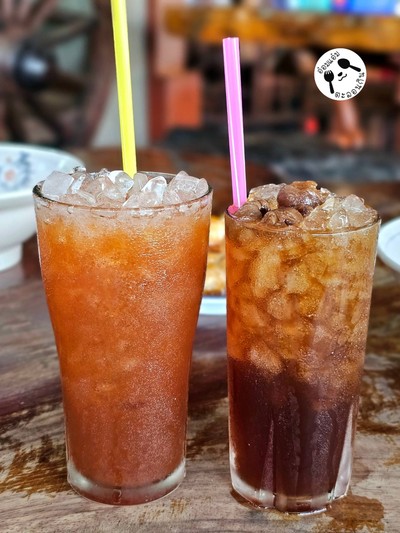 อาหาร หรือ เครื่องดื่ม