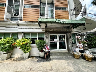 หน้าร้าน