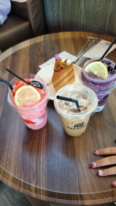 อาหาร หรือ เครื่องดื่ม