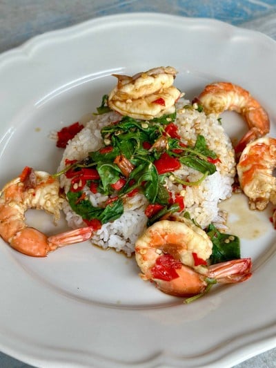 กะเพรากุ้ง