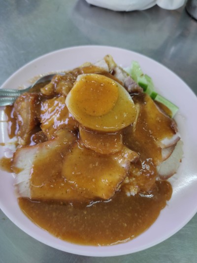 ข้าวหมูแดงหมูกรอบพิเศษ