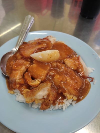 ข้าวหมูแดงหมูกรอบธรรมดา