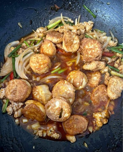 วิธีทำ เต้าหู้ไข่ ไก่สับผัดน้ำพริกเผา วิธีทำ เต้าหู้ไข่ ไก่สับผัดน้ำพริกเผา