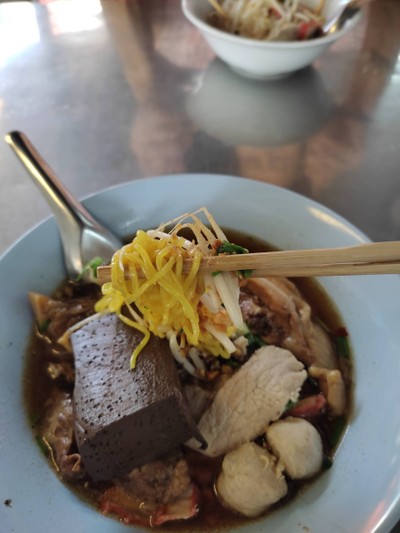 บะหมี่รวมทุกอย่าง