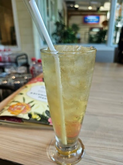 น้ำตะไคร้