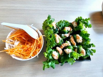 ต้นหอมม้วนทรงเครื่อง