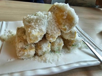 เผือกทอด