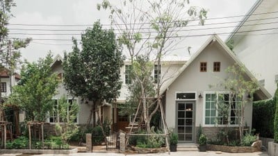 ดอกไม้ ประตู แจกัน พระราม 2