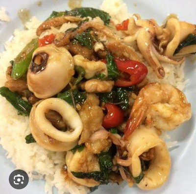 อาหาร หรือ เครื่องดื่ม