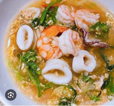 อาหาร หรือ เครื่องดื่ม