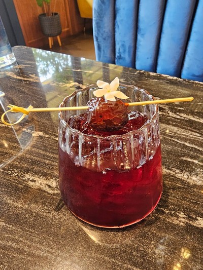 อาหาร หรือ เครื่องดื่ม