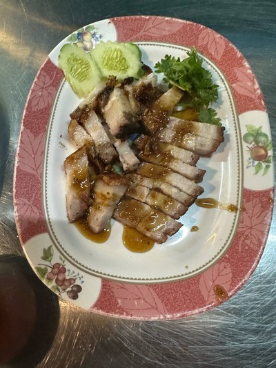 หมูกรอบย่าง