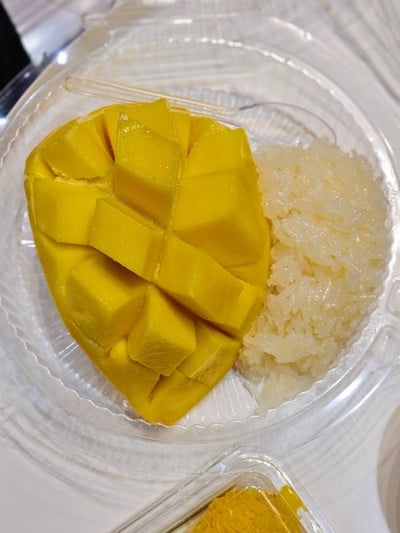 วรรธนาขนมไทย ขนมไทยห่อใบตอง pop up เทอมินอล21 (พระราม 3)