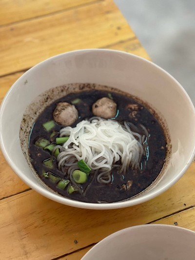 เส้นเล็กรวมเนื้อ