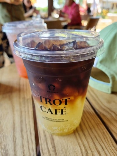 Fiona : Espresso Premium Yuzu