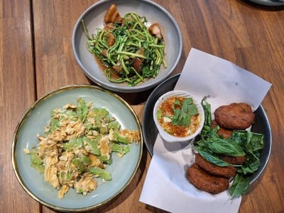 เมนูของร้าน 360 Hours Cafe & Bar -