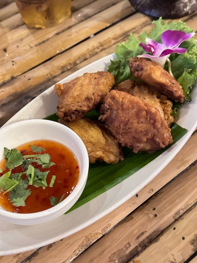 ปีกไก่ทอด