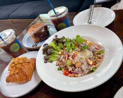 Croissant Mellow cafe