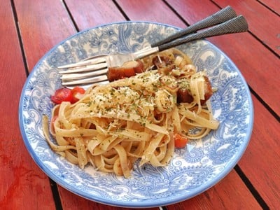 เฟตตูชินี่โอริโอหมูสามชั้น