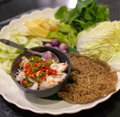 อาหาร หรือ เครื่องดื่ม