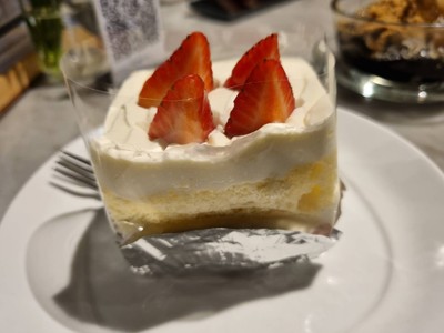 สตรอเบอรี่ช๊อตเค้ก