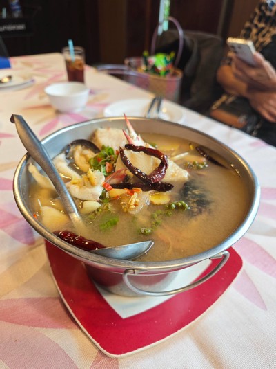 ต้มโป๊ะแตกทะเล