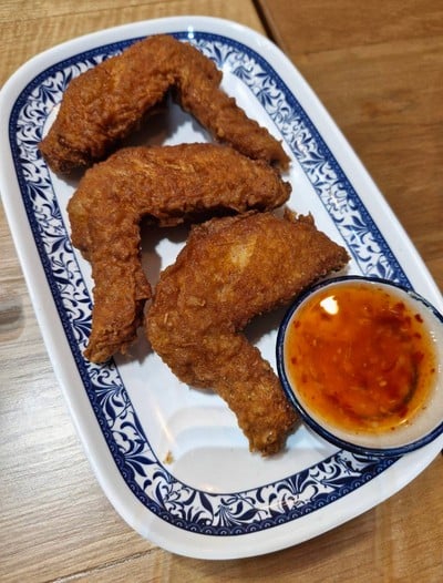 ปีกไก่ทอด