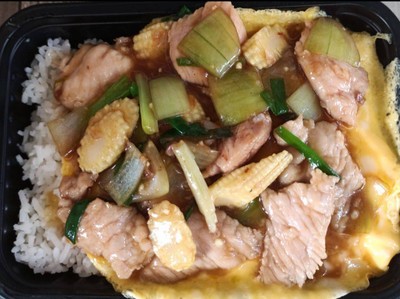 อาหาร หรือ เครื่องดื่ม