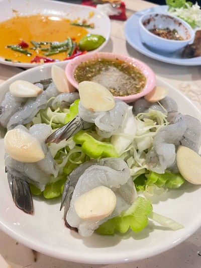 กุ้งแช่น้ำปลา
