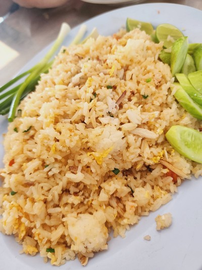 ข้าวผัดปูจานใหญ่