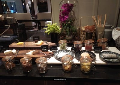 อาหาร หรือ เครื่องดื่ม