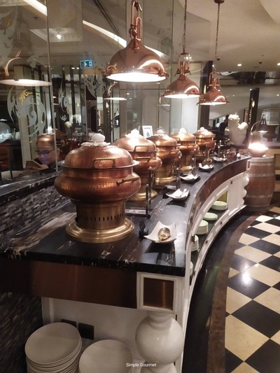 อาหาร หรือ เครื่องดื่ม