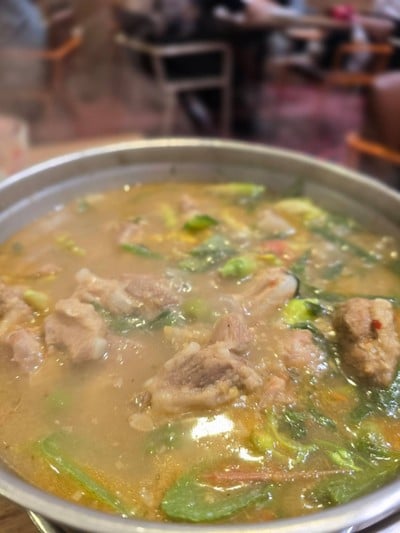 อาหาร หรือ เครื่องดื่ม