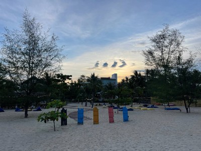 สระว่ายน้ำ/ชายหาด