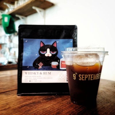 Iced Americano (Whiskey + Rum)