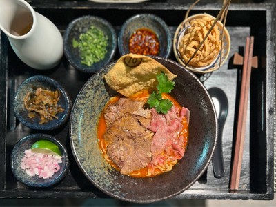 ข้าวซอยเนื้อวากิวน่องลาย