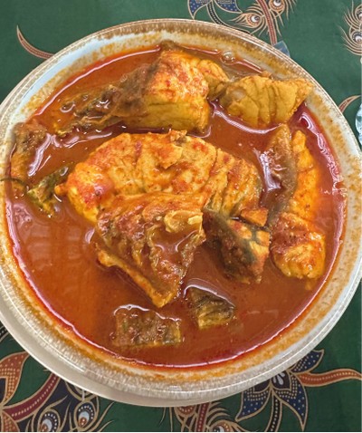 แกงส้มปลากะพง+ไข่ชะอม+ยอดมะพร้าว